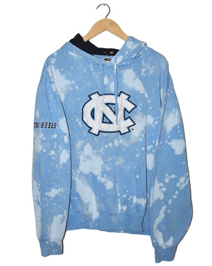 VINTAGE NORTH CAROLINA BLEACH SWEATSHIRT